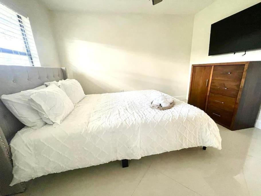 Stylish 3/2 Getaway! Near Theme Parks! Villa Lakeland Eksteriør billede